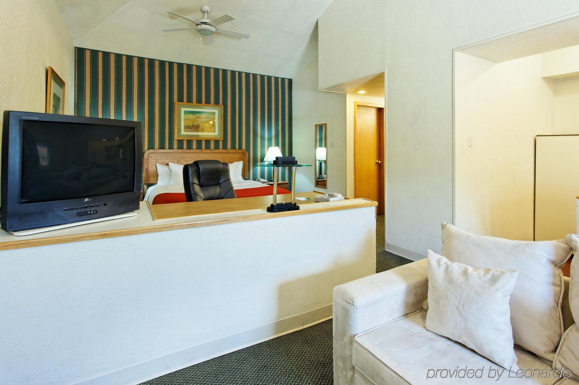 Holiday Inn & Suites Chihuahua Expo By Ihg Chambre photo